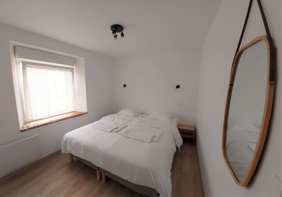 Le Cormoran Emplacement Ideal, Moderne Tres Equipe Thury-Harcourt-le-Hom Exterior photo